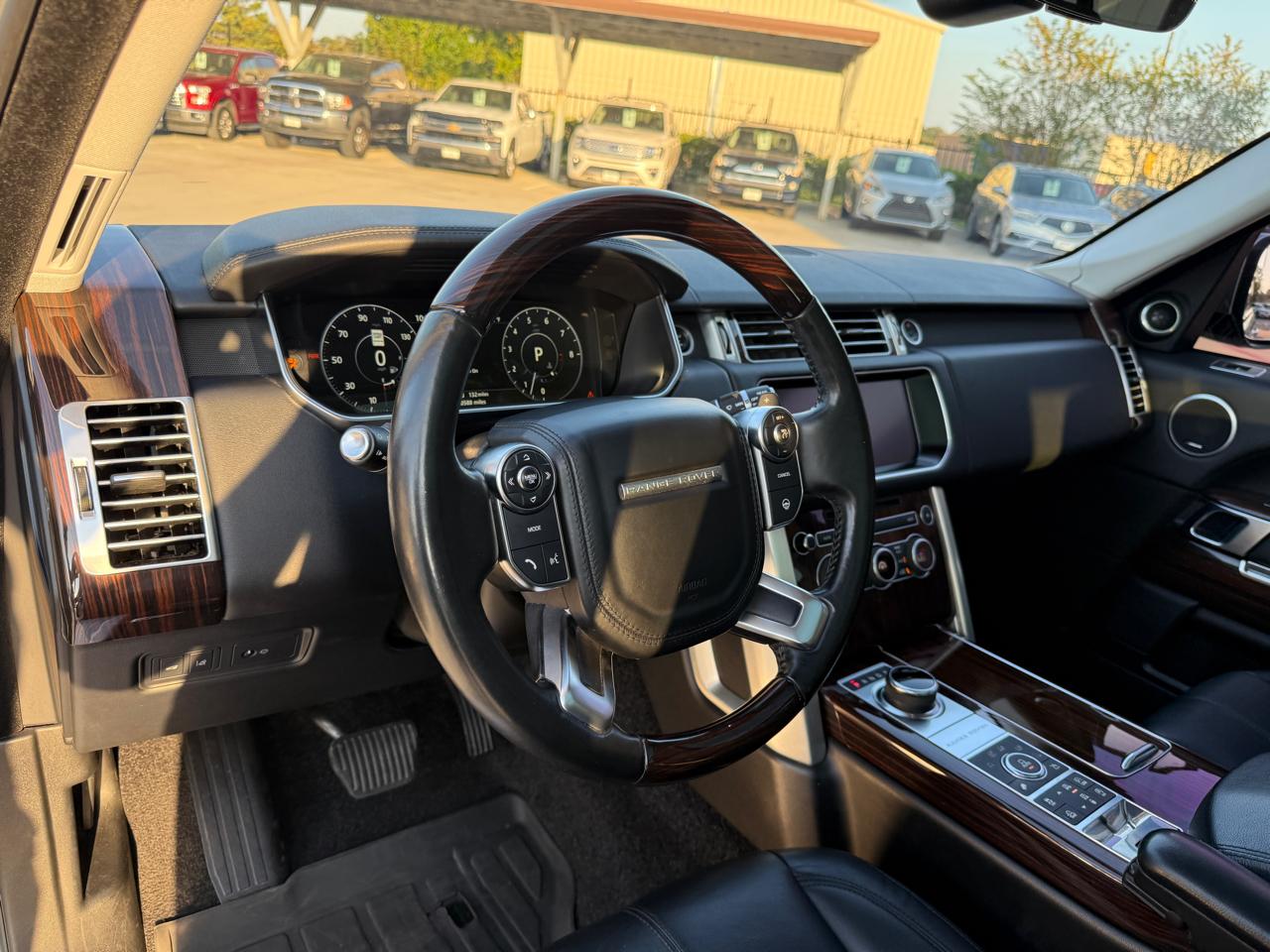 Photo 18 of 2017 Land Rover Range Rover Base for sale in Houston, TX
