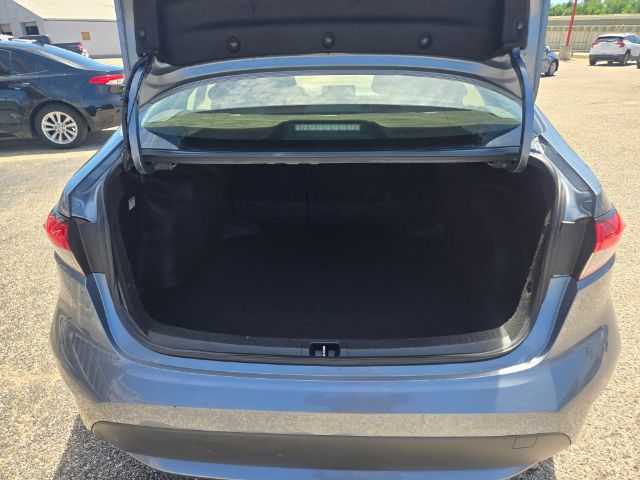 Photo 16 of 2022 Toyota Corolla LE for sale in Houston, TX