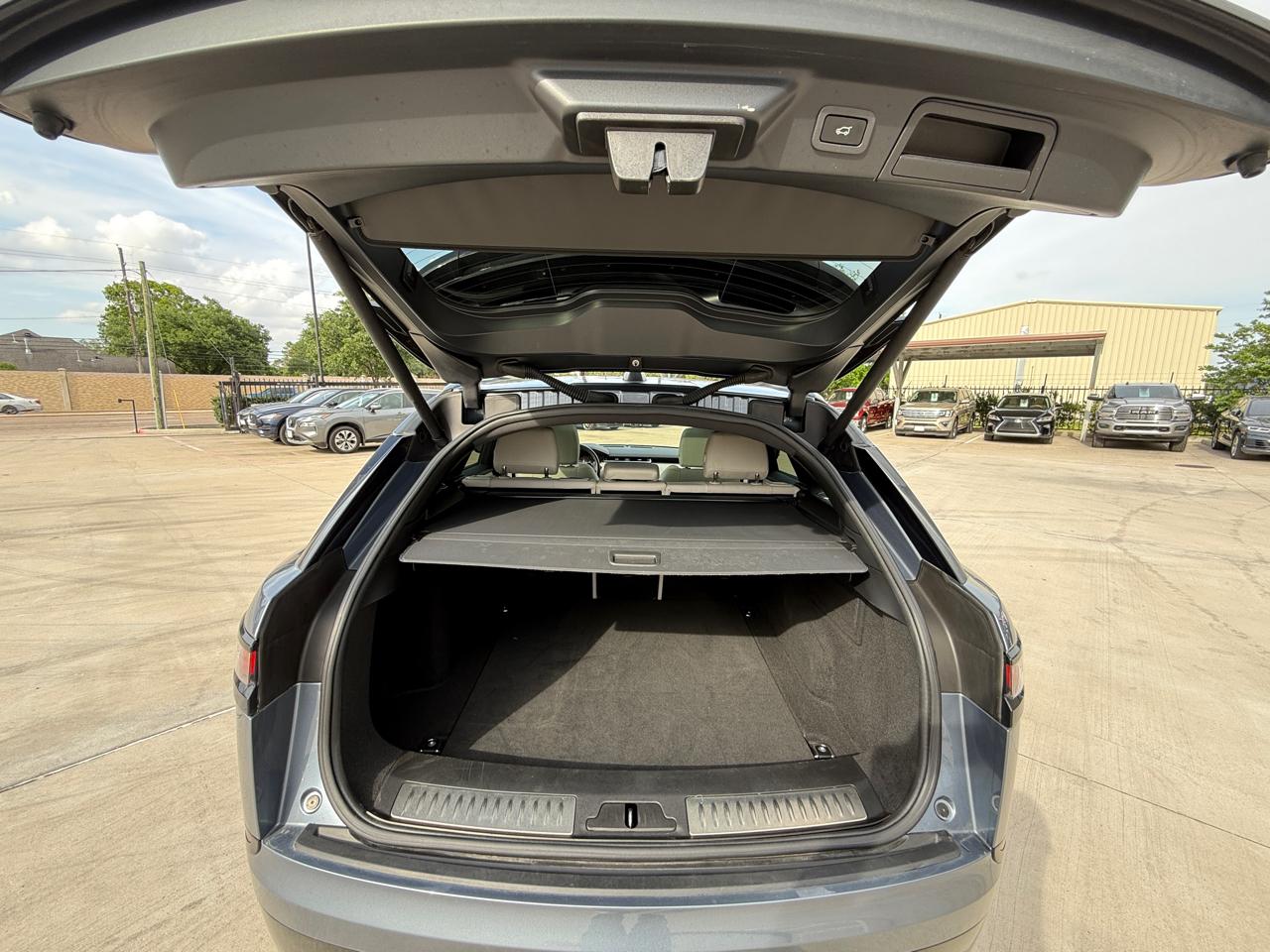 Photo 18 of 2020 Land Rover Range Rover Velar S for sale in Houston, TX