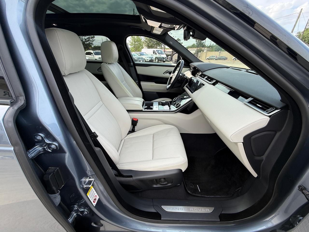 Photo 26 of 2020 Land Rover Range Rover Velar S for sale in Houston, TX