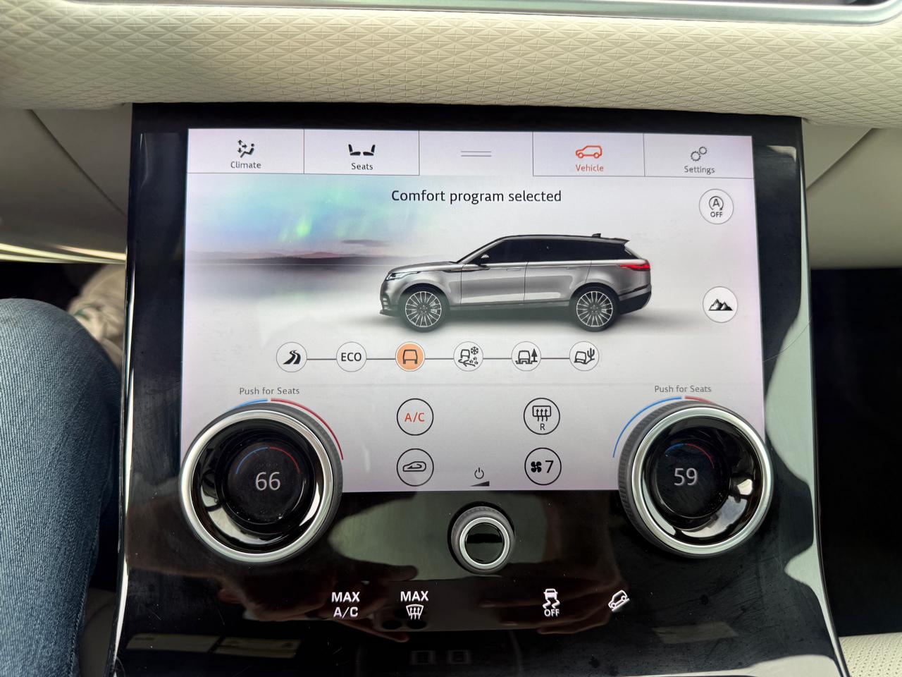 Photo 34 of 2020 Land Rover Range Rover Velar S for sale in Houston, TX