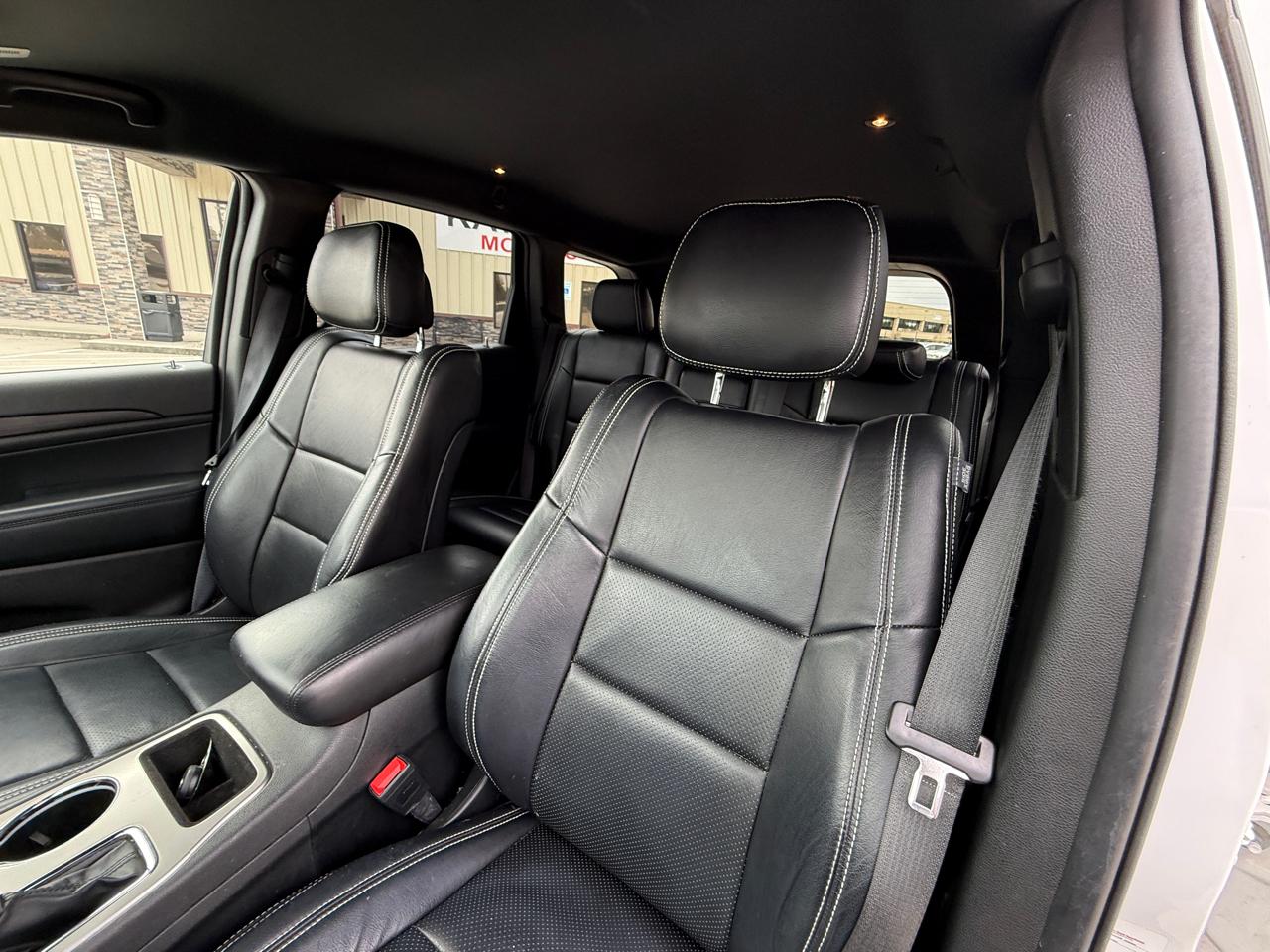 Photo 18 of 2021 Jeep Grand Cherokee Laredo for sale in Houston, TX