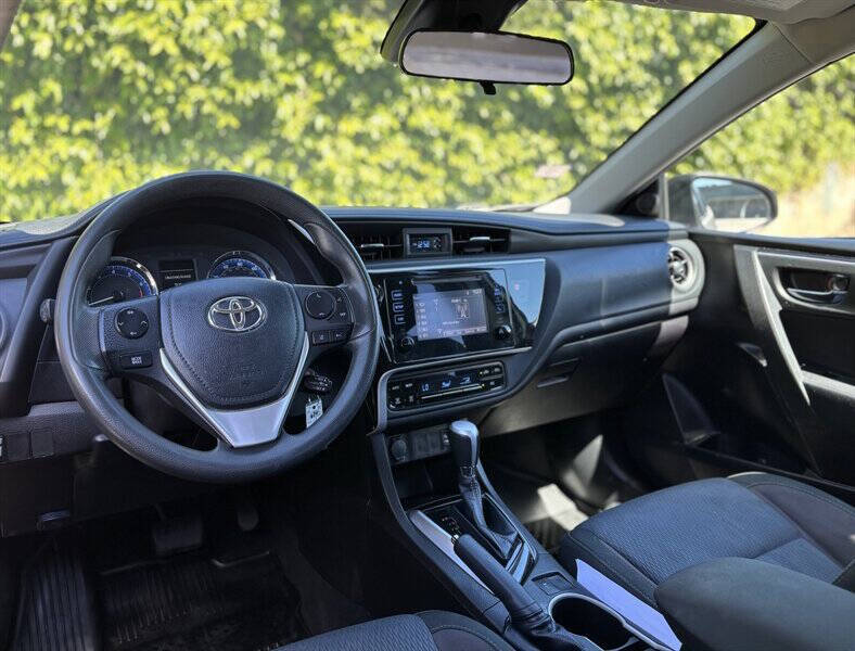 Photo 9 of 2018 Toyota Corolla L for sale in Cypress, TX
