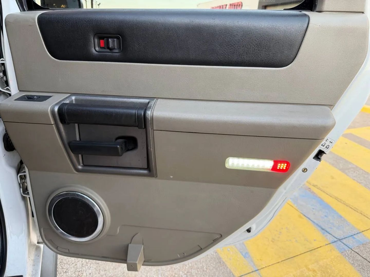 Photo 34 of 2003 Hummer H2 3 for sale in Katy, TX