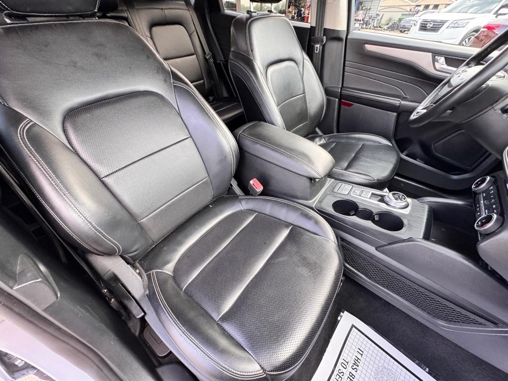 Photo 20 of 2022 Ford Escape SEL for sale in Spring, TX