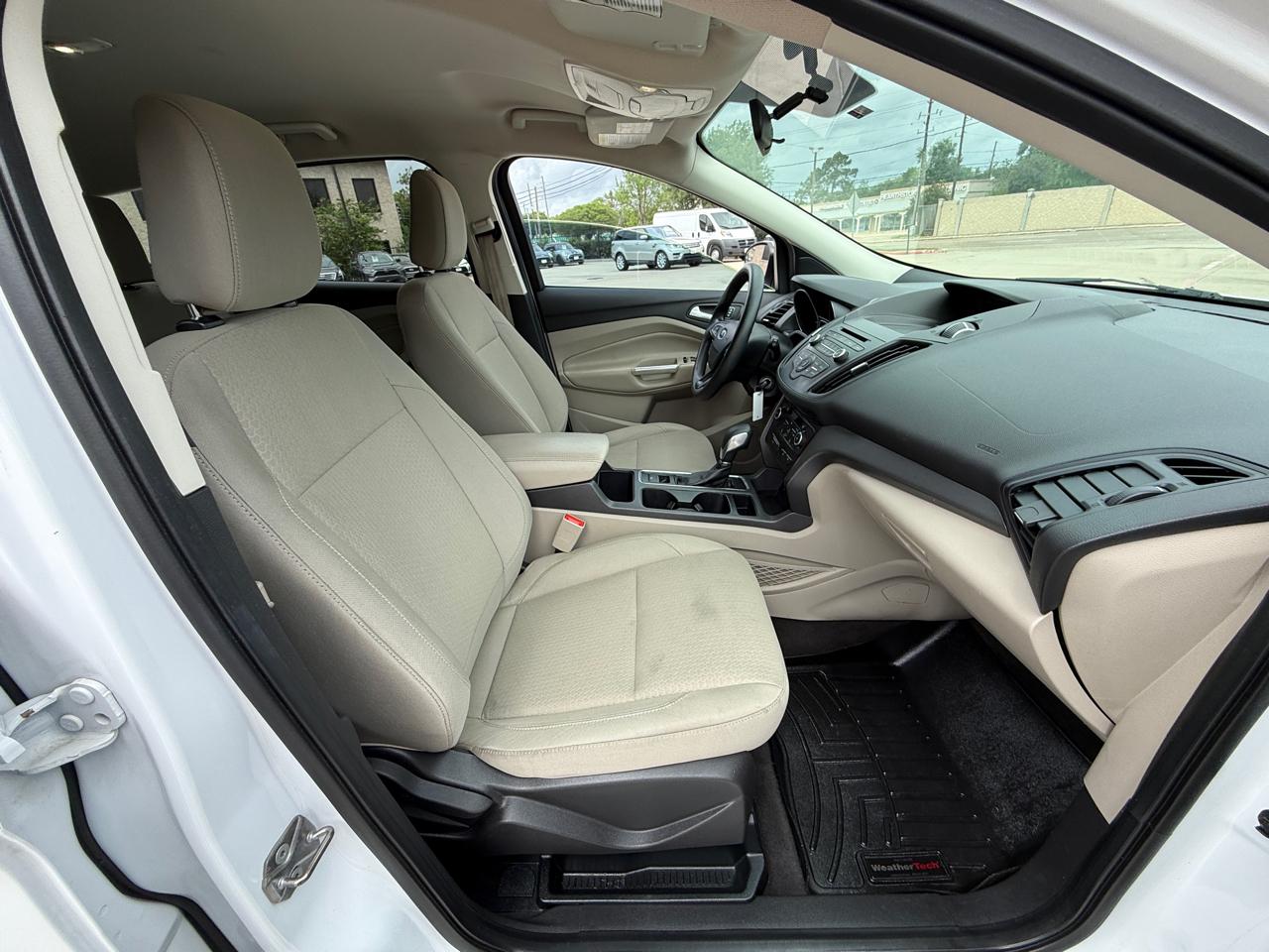 Photo 27 of 2018 Ford Escape SE for sale in Houston, TX