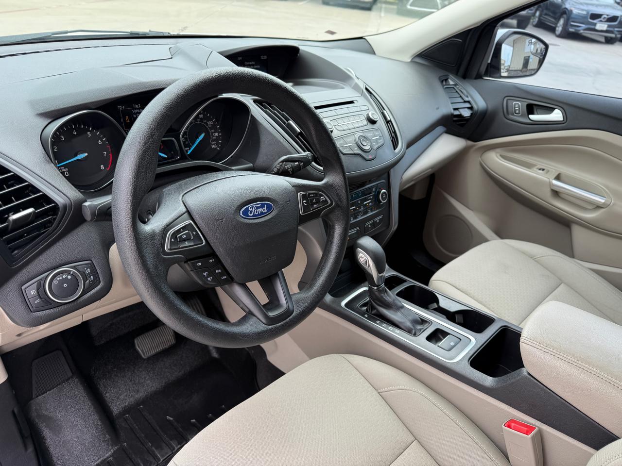 Photo 18 of 2018 Ford Escape SE for sale in Houston, TX