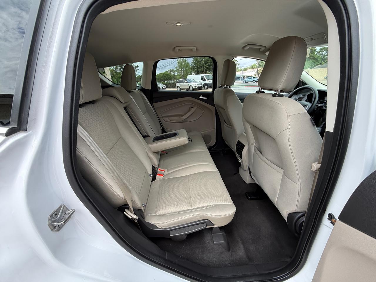 Photo 26 of 2018 Ford Escape SE for sale in Houston, TX