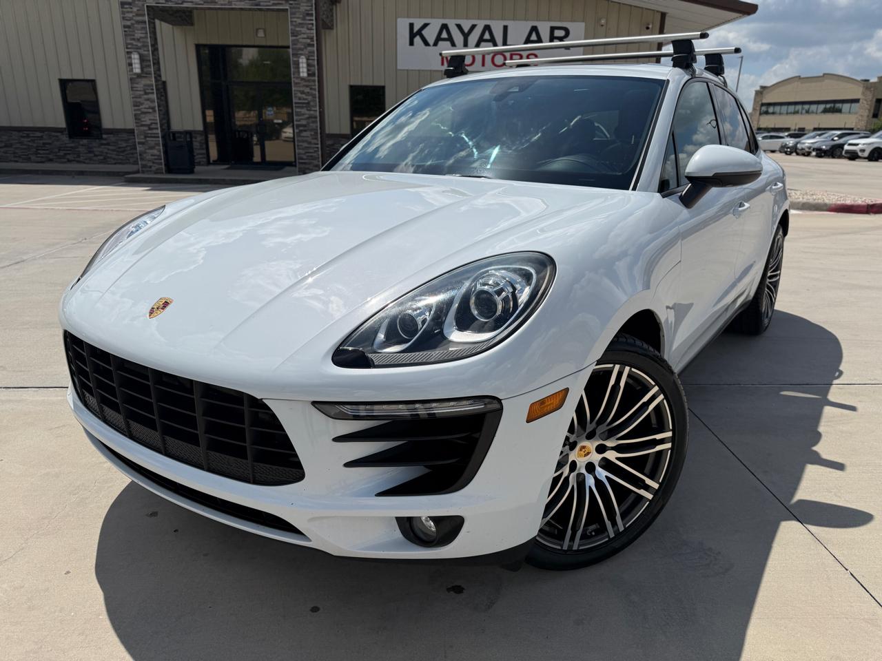 Photo 2 of 2018 Porsche Macan Type for sale in Houston, TX