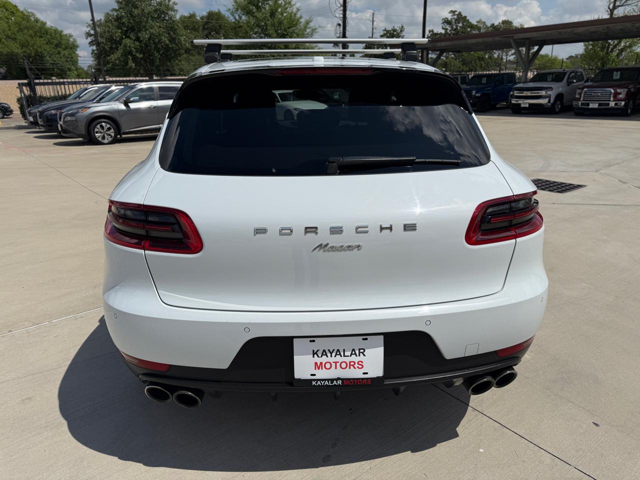 Photo 5 of 2018 Porsche Macan Type for sale in Houston, TX