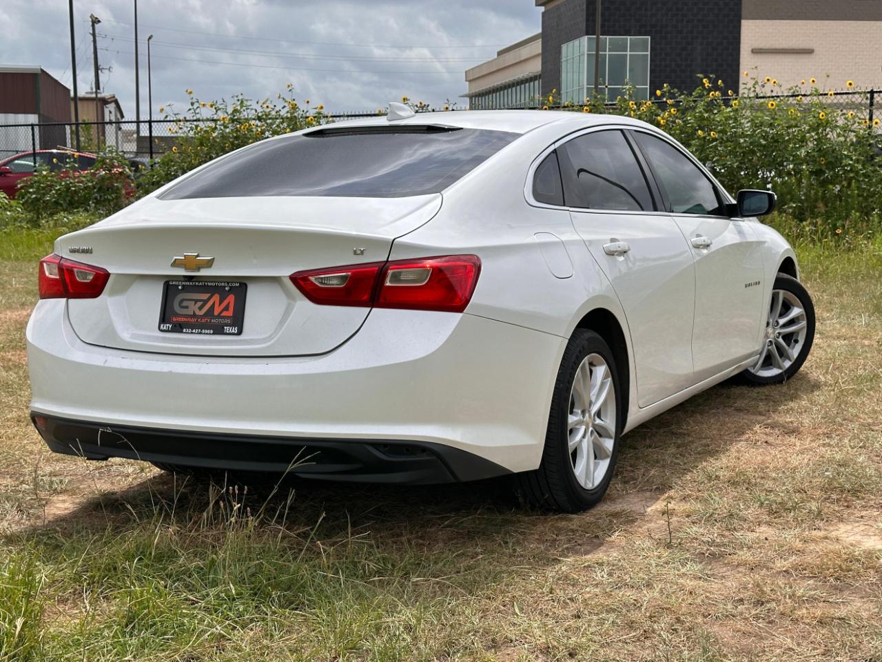 Photo 9 of 2018 Chevrolet Malibu LT for sale in Katy, TX