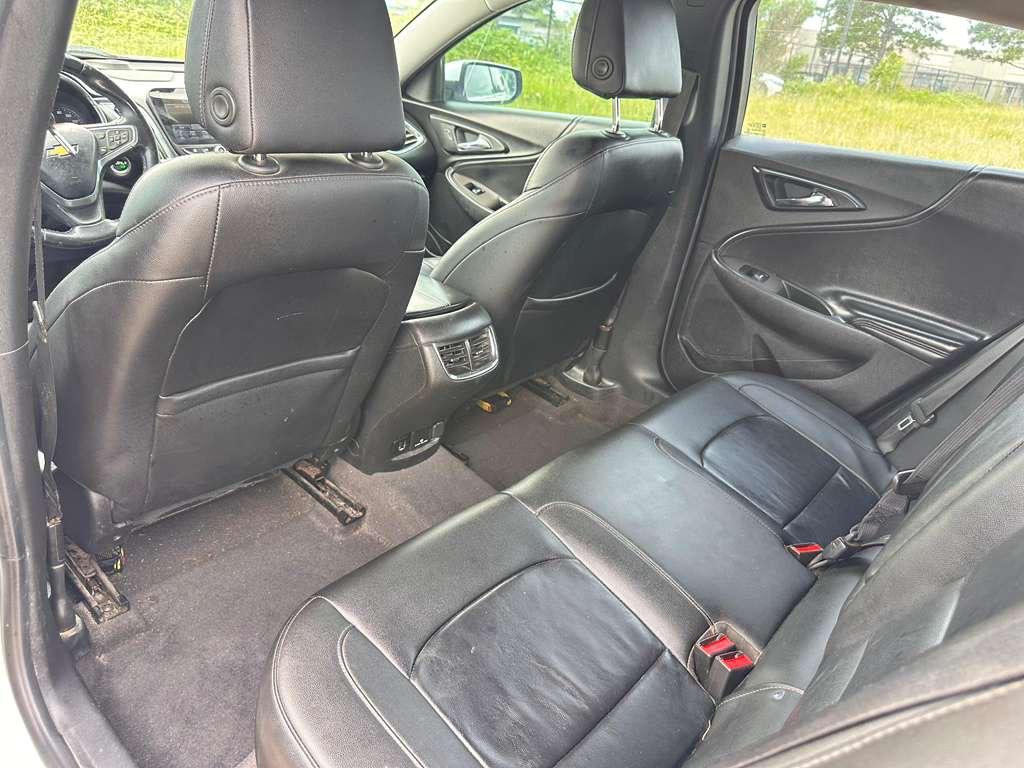 Photo 21 of 2018 Chevrolet Malibu LT for sale in Katy, TX