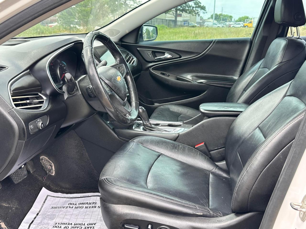 Photo 20 of 2018 Chevrolet Malibu LT for sale in Katy, TX
