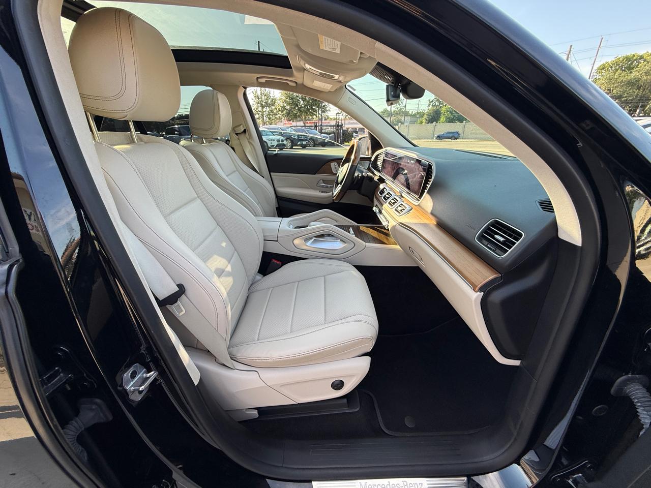 Photo 30 of 2022 Mercedes-Benz Gle-Class Gle350 for sale in Houston, TX