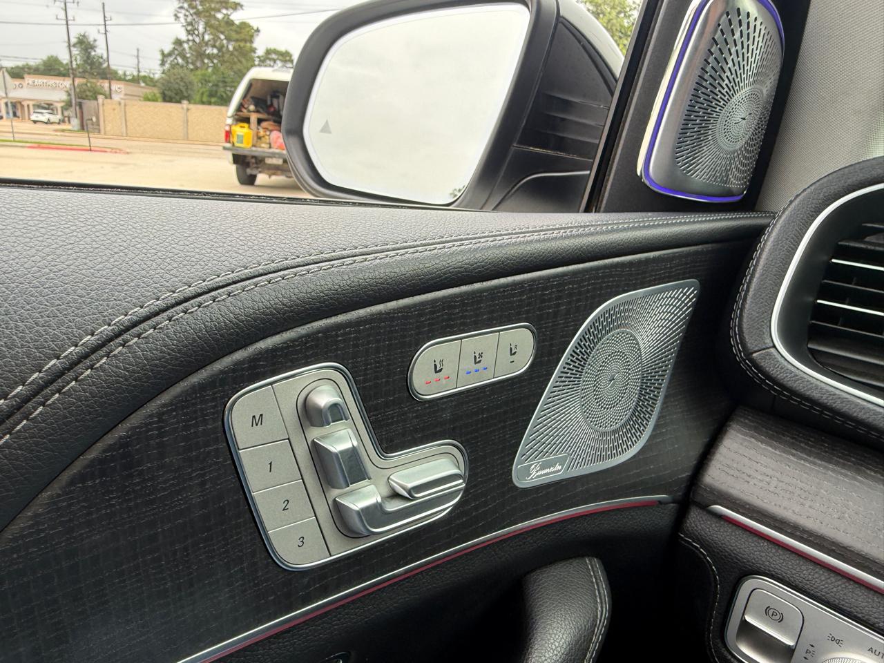 Photo 49 of 2020 Mercedes-Benz Gls-Class Gls580 4MATIC for sale in Houston, TX
