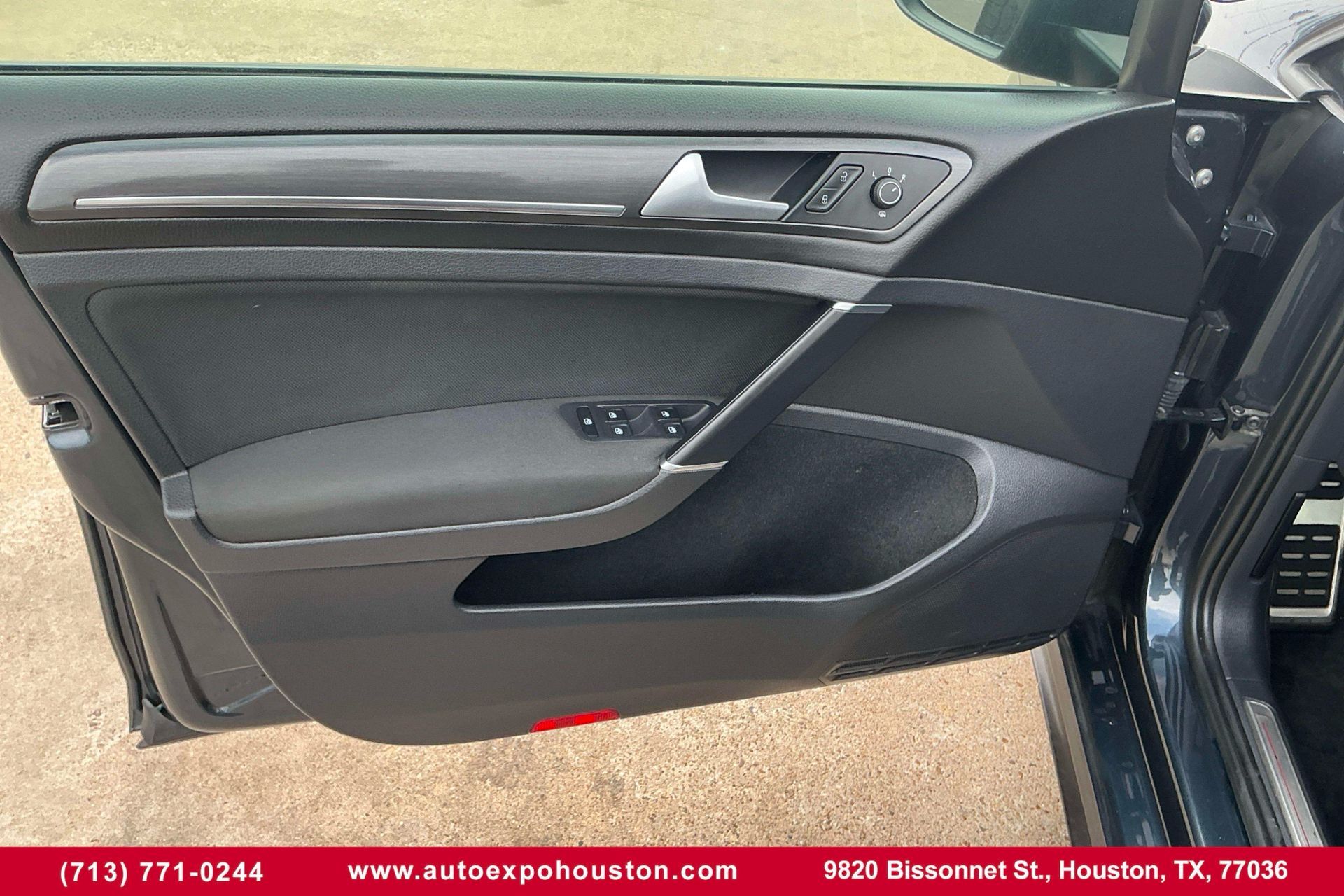 Photo 39 of 2020 Volkswagen Golf Gti S, for sale in Houston, TX
