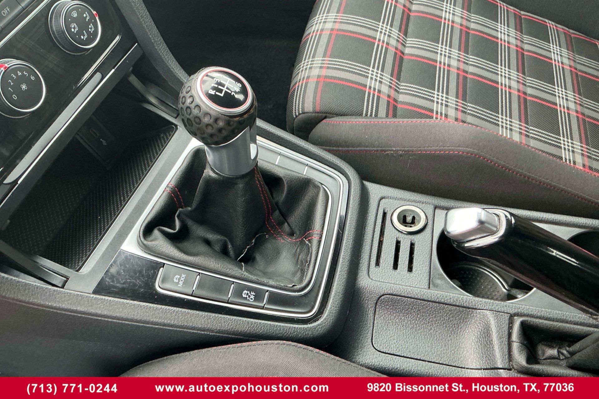 Photo 38 of 2020 Volkswagen Golf Gti S, for sale in Houston, TX