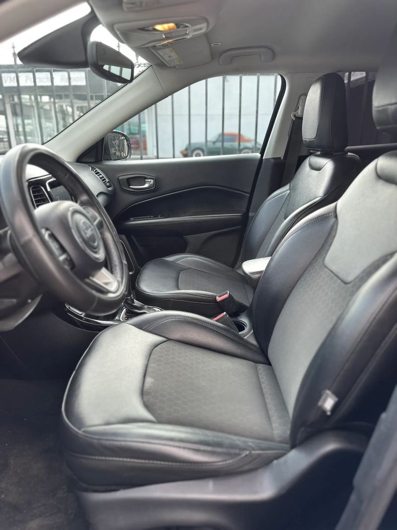 Photo 13 of 2019 Jeep Compass Longitude, for sale in Houston, TX