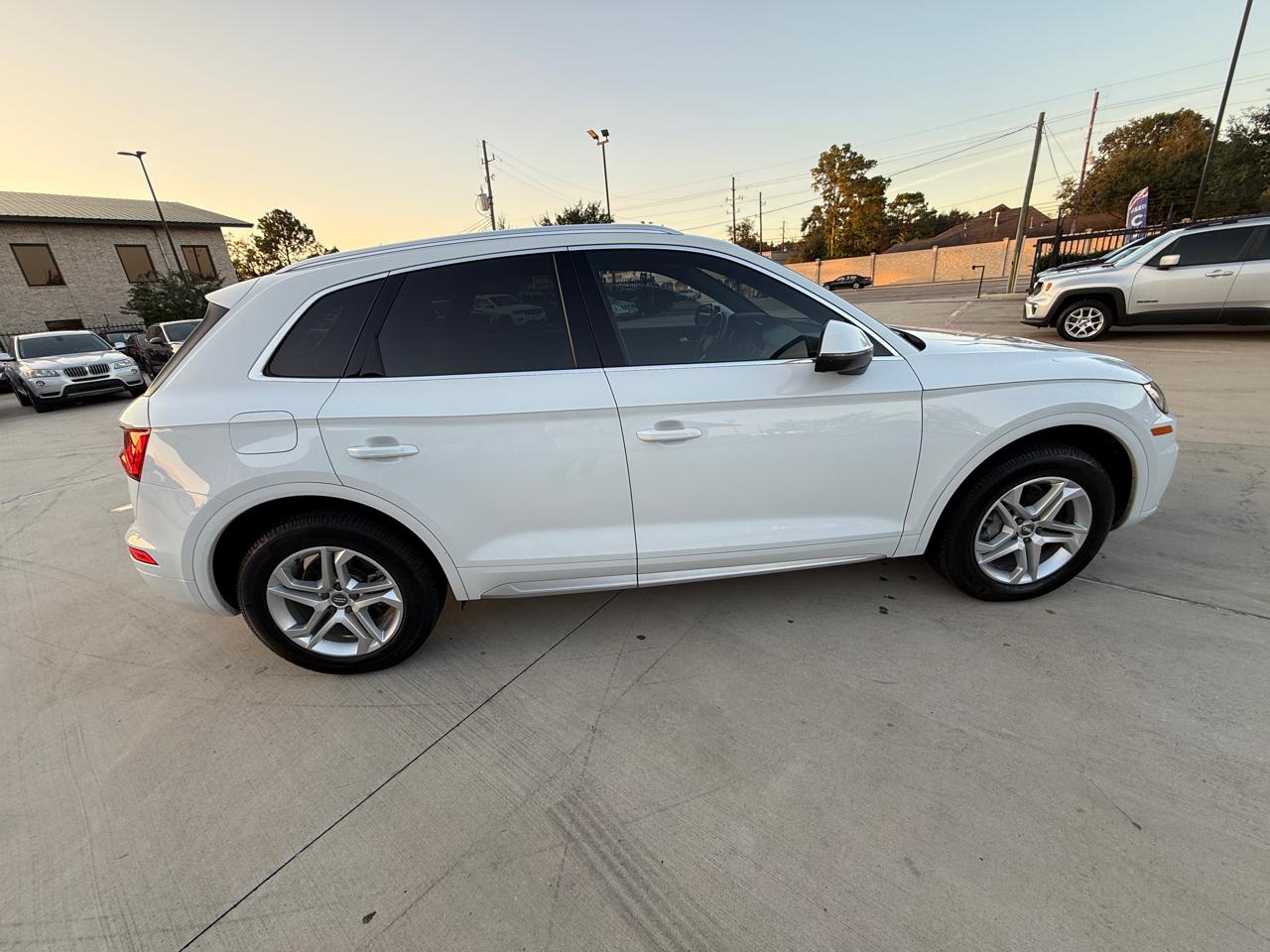 Photo 14 of 2019 Audi Q5 Quattro for sale in Houston, TX