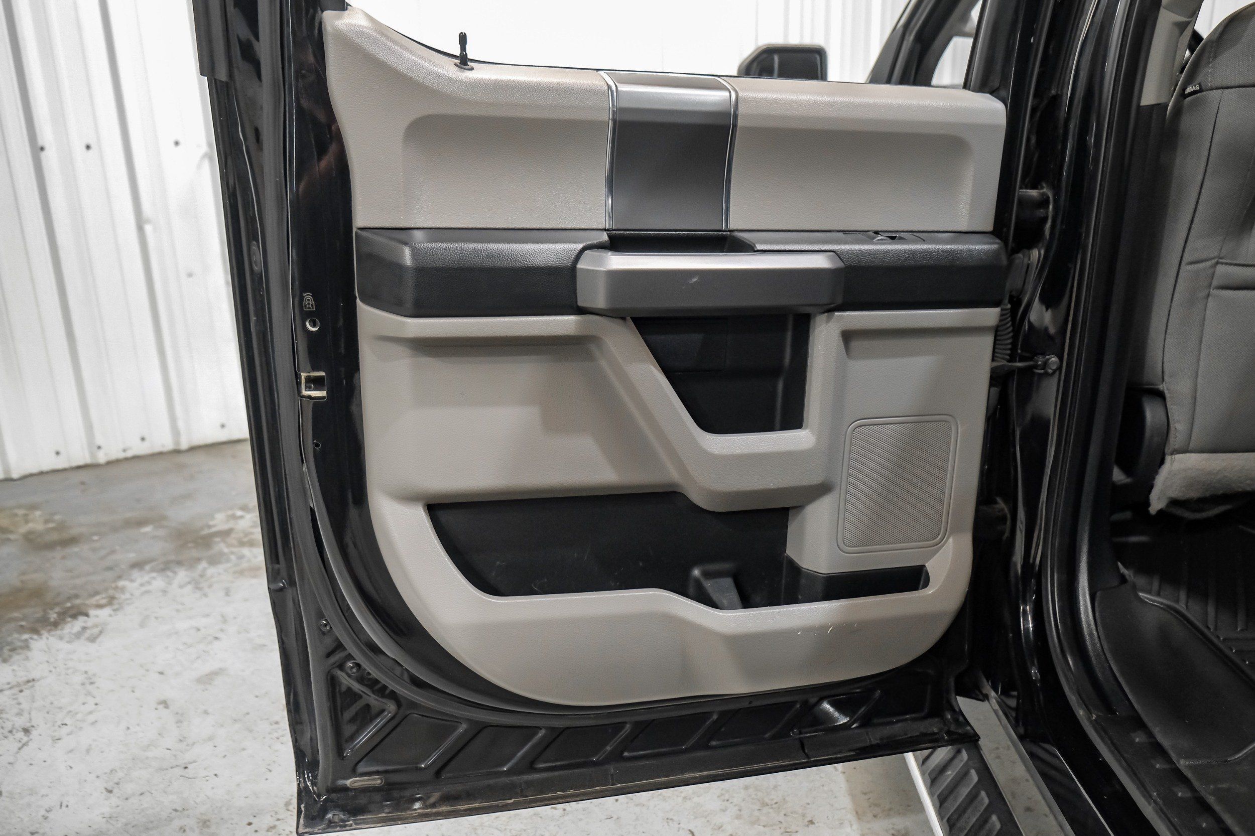 Photo 87 of 2016 Ford F-150 XLT for sale in Katy, TX