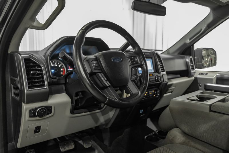 Photo 28 of 2016 Ford F-150 XLT for sale in Katy, TX