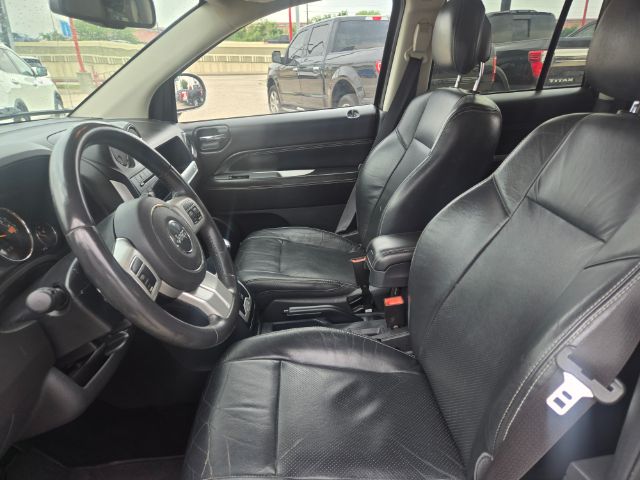 Photo 9 of 2015 Jeep Compass Latitude for sale in Houston, TX