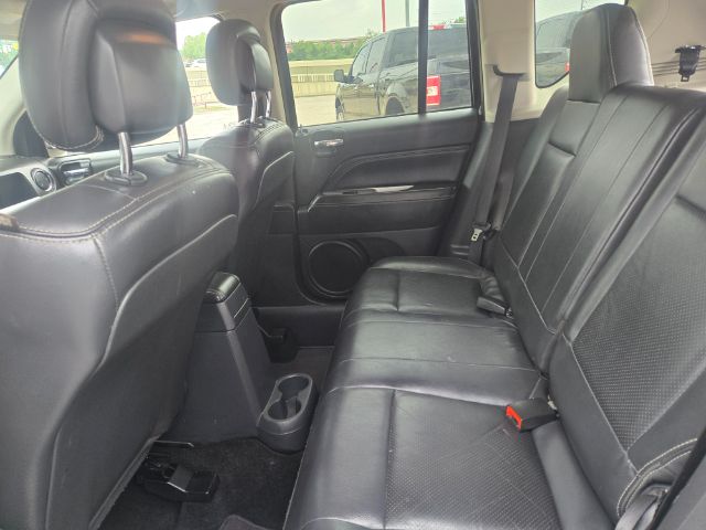 Photo 11 of 2015 Jeep Compass Latitude for sale in Houston, TX