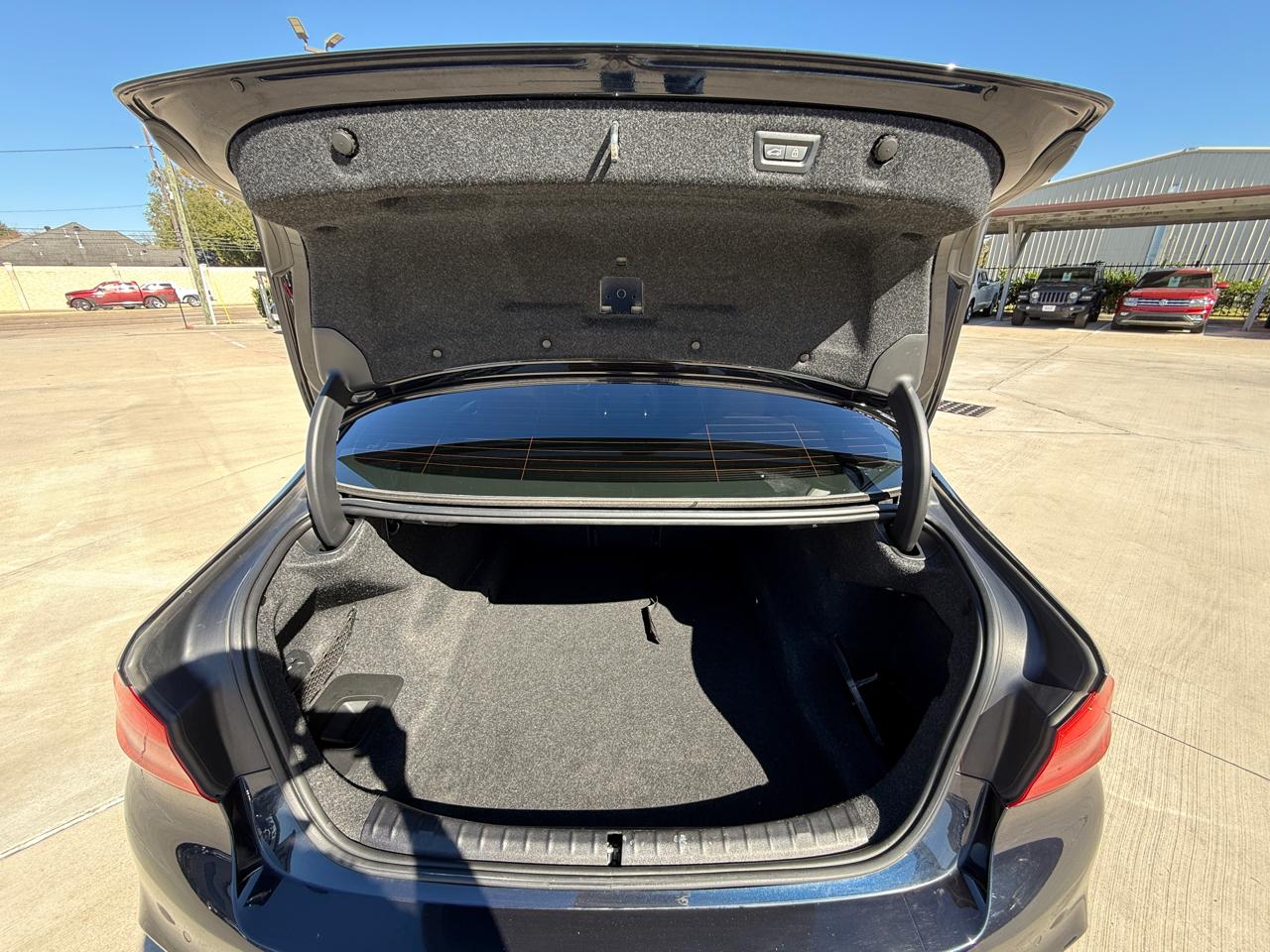 Photo 18 of 2020 BMW M550i 5-series for sale in Houston, TX