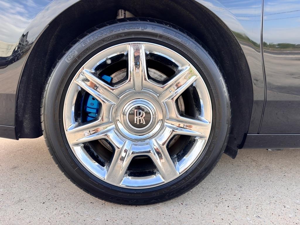 Photo 34 of 2014 Rolls-Royce Ghost Base for sale in Spring, TX