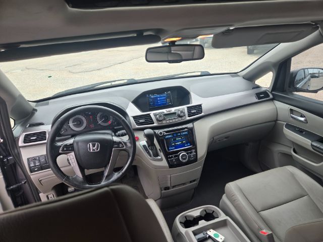 Photo 6 of 2015 Honda Odyssey Wagon for sale in Houston, TX