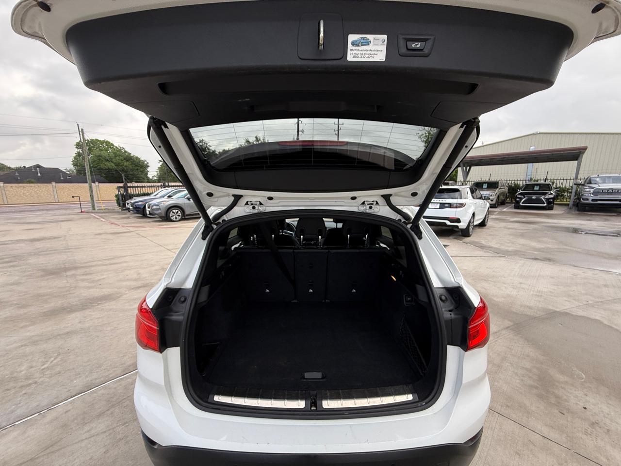 Photo 31 of 2017 BMW X1 Xdrive28i for sale in Houston, TX