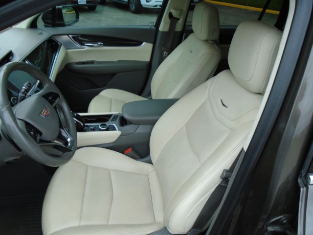 Photo 9 of 2020 Cadillac Xt6 Premium for sale in Houston, TX