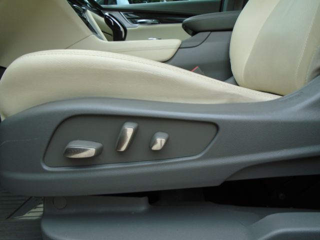 Photo 21 of 2020 Cadillac Xt6 Premium for sale in Houston, TX