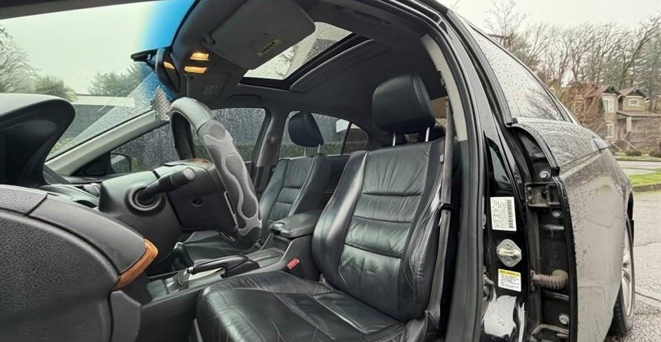 Photo 10 of 2012 Honda Accord EX-L for sale in Houston, TX
