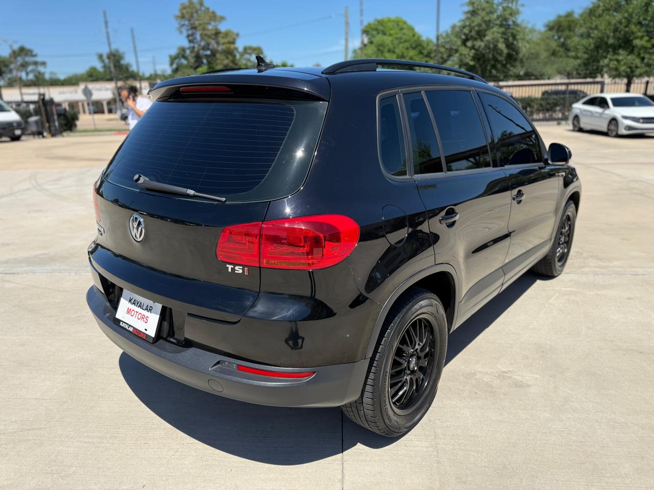 Photo 11 of 2018 Volkswagen Tiguan Limited 4motion for sale in Houston, TX