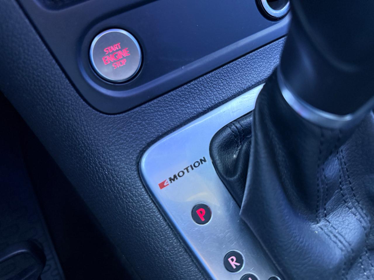 Photo 33 of 2018 Volkswagen Tiguan Limited 4motion for sale in Houston, TX