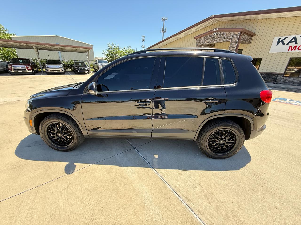 Photo 6 of 2018 Volkswagen Tiguan Limited 4motion for sale in Houston, TX