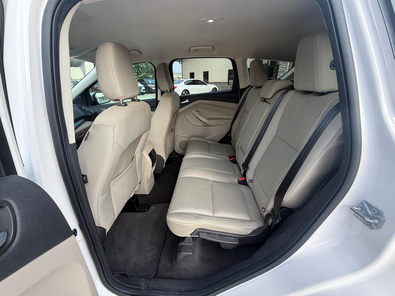 Photo 19 of 2019 Ford Escape SE for sale in Houston, TX