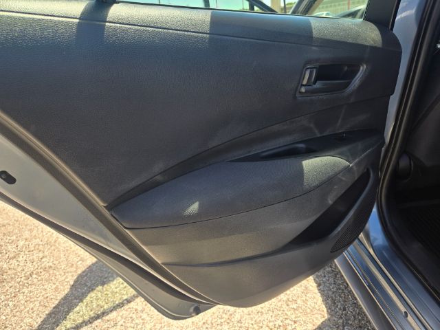 Photo 12 of 2022 Toyota Corolla LE for sale in Houston, TX