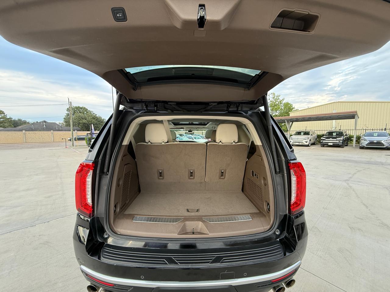Photo 21 of 2021 GMC Yukon Denali for sale in Houston, TX