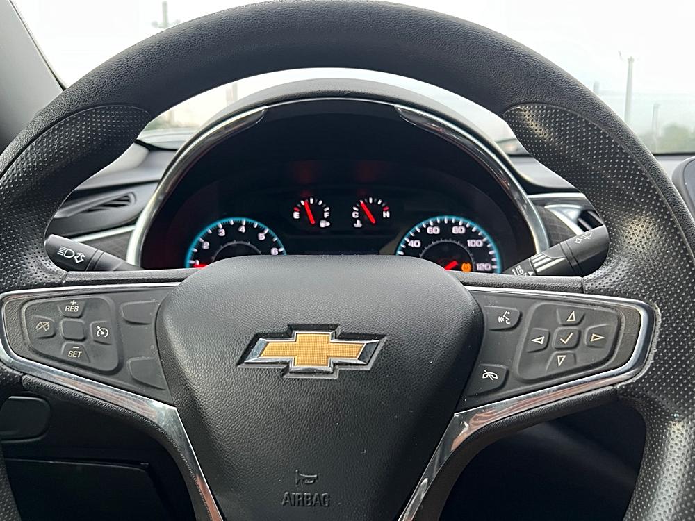 Photo 5 of 2020 Chevrolet Malibu LT for sale in Cypress, TX