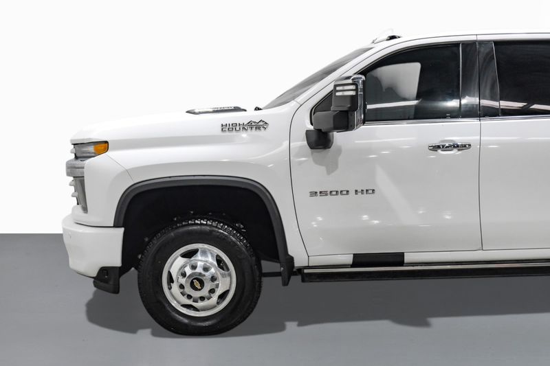 Photo 20 of 2022 Chevrolet Silverado Hd High for sale in Katy, TX