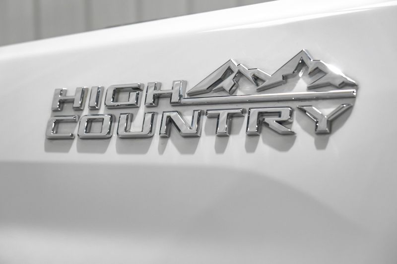 Photo 110 of 2022 Chevrolet Silverado Hd High for sale in Katy, TX