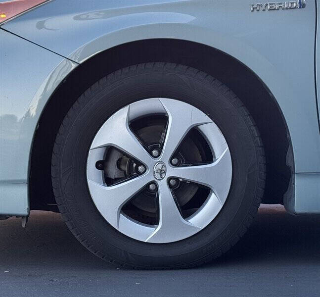 Photo 18 of 2015 Toyota Prius ZVW30L for sale in Cypress, TX