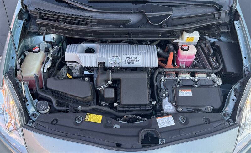 Photo 19 of 2015 Toyota Prius ZVW30L for sale in Cypress, TX