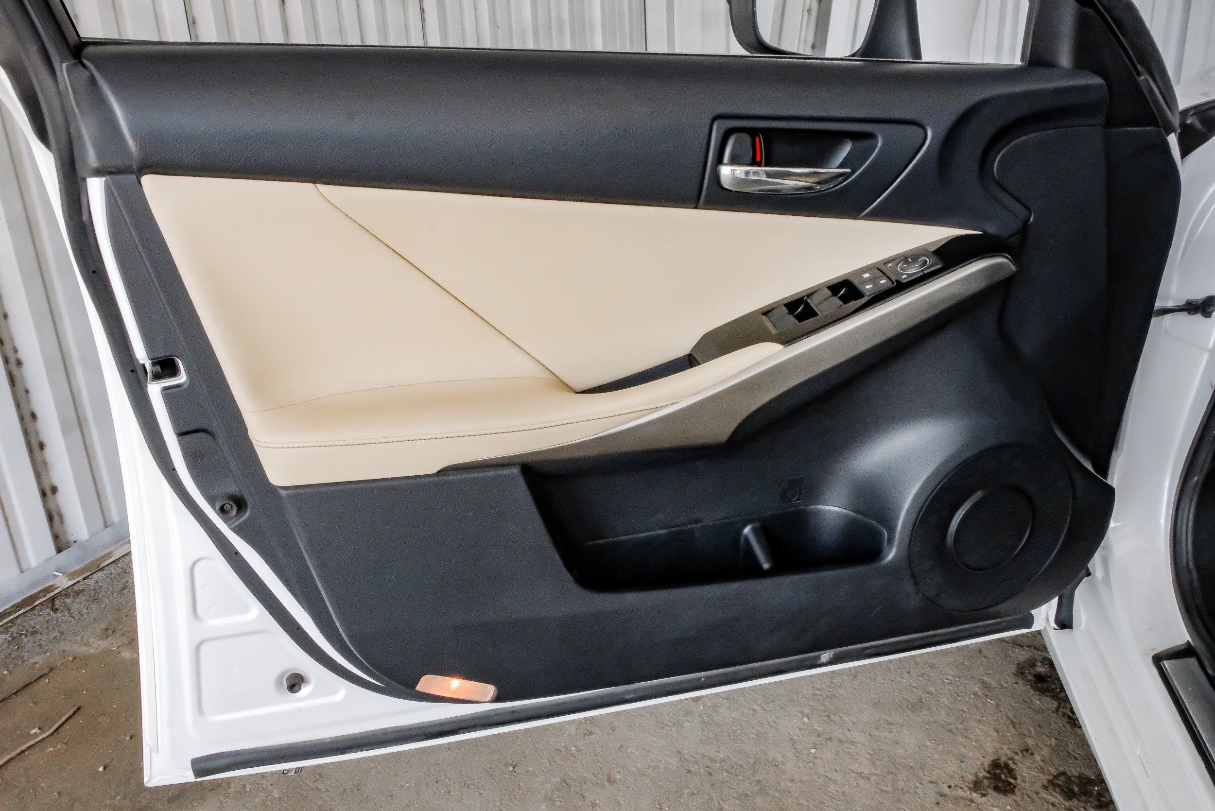 Photo 85 of 2016 Lexus Is 200t for sale in Katy, TX
