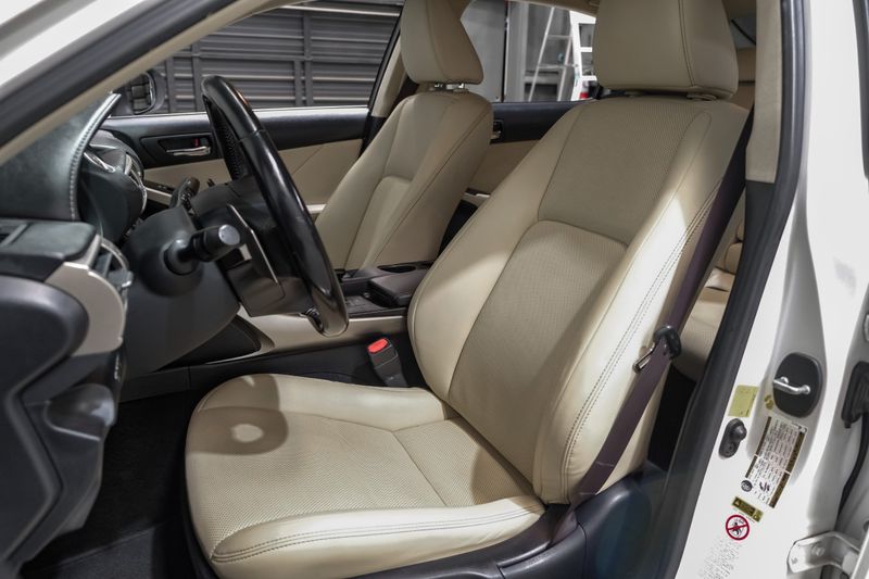 Photo 48 of 2016 Lexus Is 200t for sale in Katy, TX