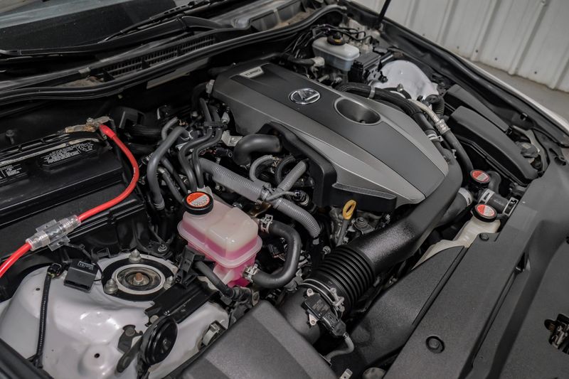 Photo 94 of 2016 Lexus Is 200t for sale in Katy, TX