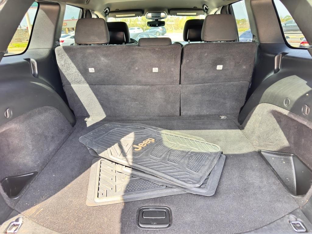 Photo 31 of 2017 Jeep Grand Cherokee Wk for sale in Spring, TX