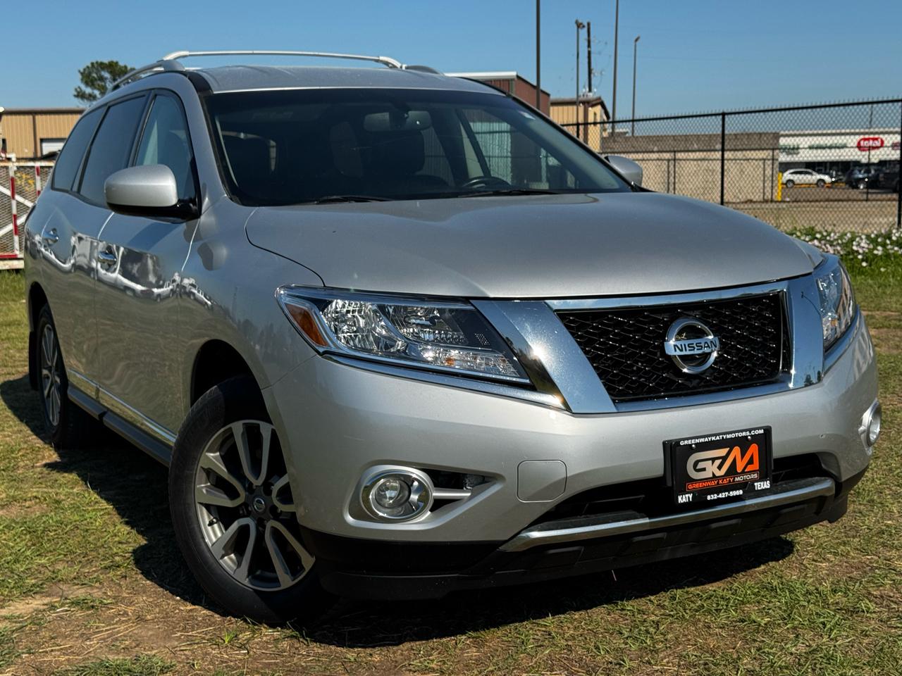 Photo 3 of 2013 Nissan Pathfinder Wagon for sale in Katy, TX